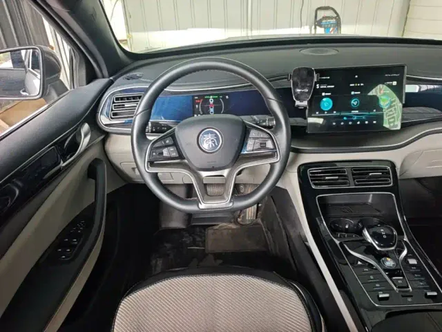 BYD Qin PLUS — Фото автомобиля 10