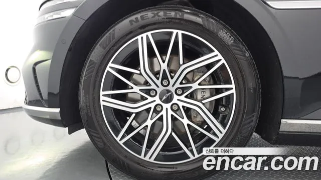 Genesis G90 RS4 — Фото автомобиля 5