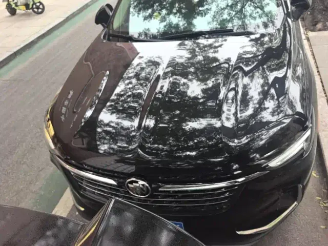 Buick Envision Plus — Фото автомобиля 2