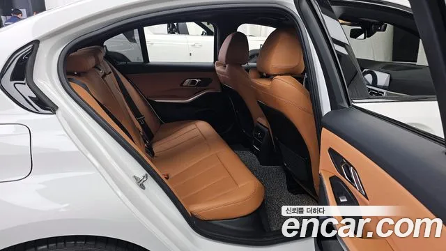 BMW 3 Series G20 — Фото автомобиля 12