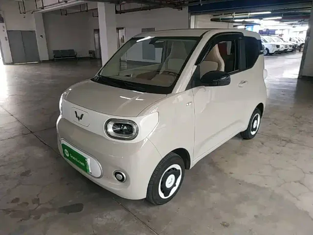 Фотография автомобиля — Wuling Hongguang Mini EV