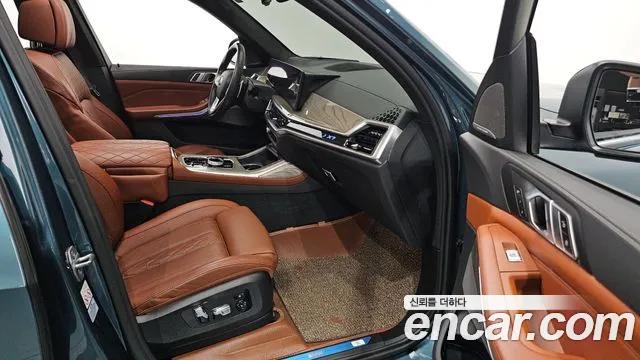 BMW X7 — Фото автомобиля 10