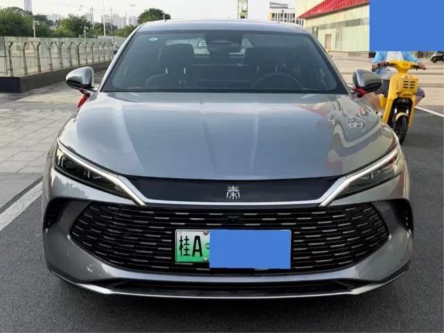 BYD Qin L — Фото автомобиля 2