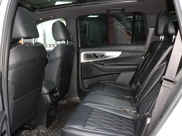 GAC Trumpchi GS8 — Фото автомобиля 11