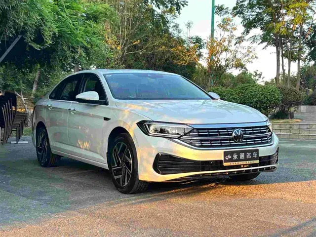 Volkswagen Sagitar — Фото автомобиля 2
