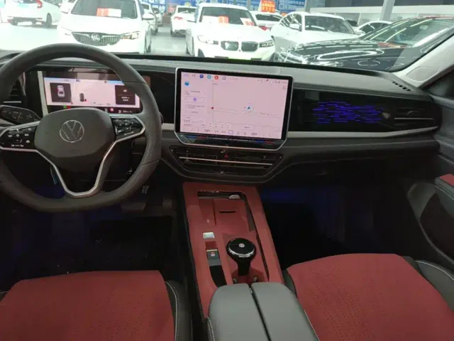 Volkswagen Passat — Фото автомобиля 12
