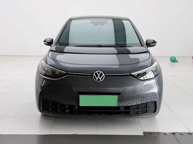 Volkswagen ID.3 — Фото автомобиля 2