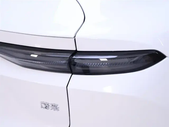 Nio EC6 — Фото автомобиля 9