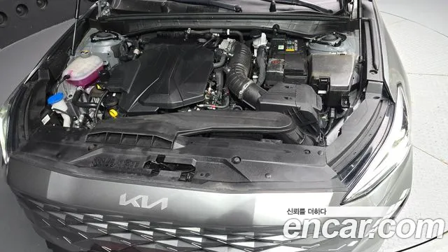 Kia K8 — Фото автомобиля 6