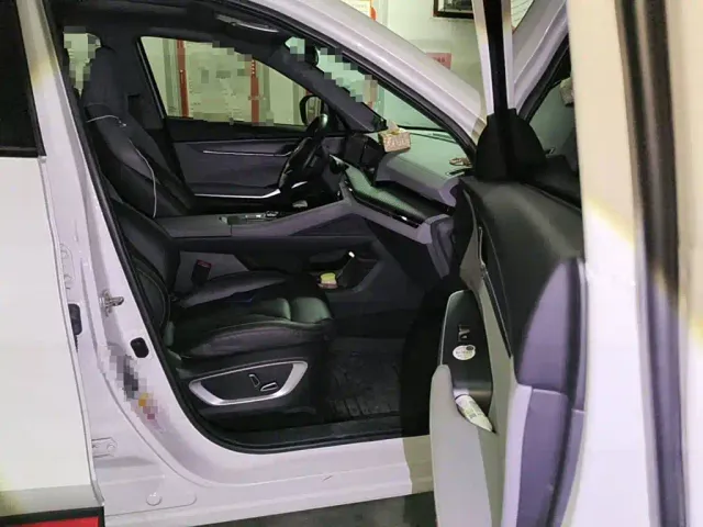 Changan CS75 Plus — Фото автомобиля 13