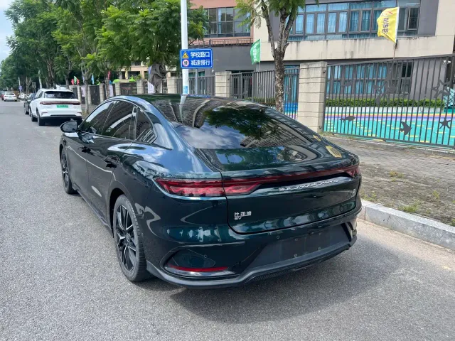 BYD Han — Фото автомобиля 7