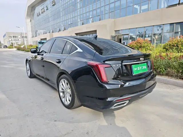 Cadillac CT5 — Фото автомобиля 4