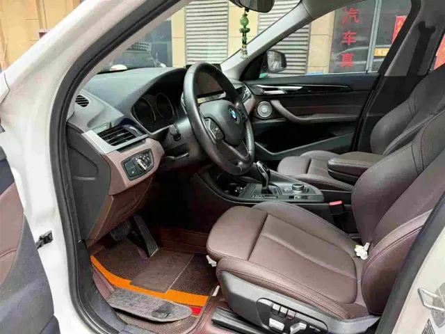 BMW X1 — Фото автомобиля 5