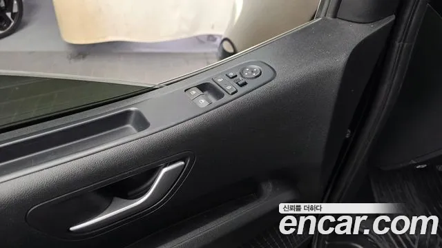 Hyundai Staria Staria Карго 3 места — Фото автомобиля 21