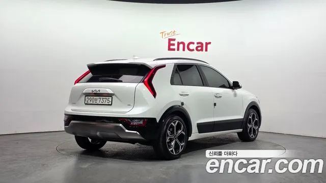 Kia Niro The All New Niro Signature — Фото автомобиля 2