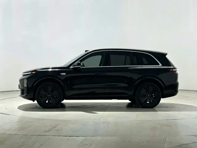 Li Auto L6 — Фото автомобиля 8