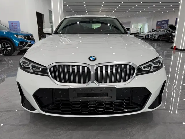 BMW BMW 3 Series 2023 320Li M Sport Package — Фото автомобиля 2