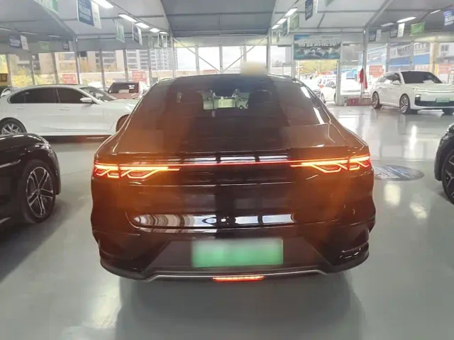 BYD Han — Фото автомобиля 5