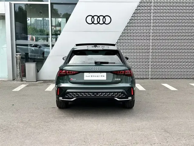 Audi Audi A3 2025 Sportback 35TFSI Flying Premium — Фото автомобиля 5