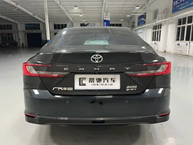 Toyota Camry — Фото автомобиля 5
