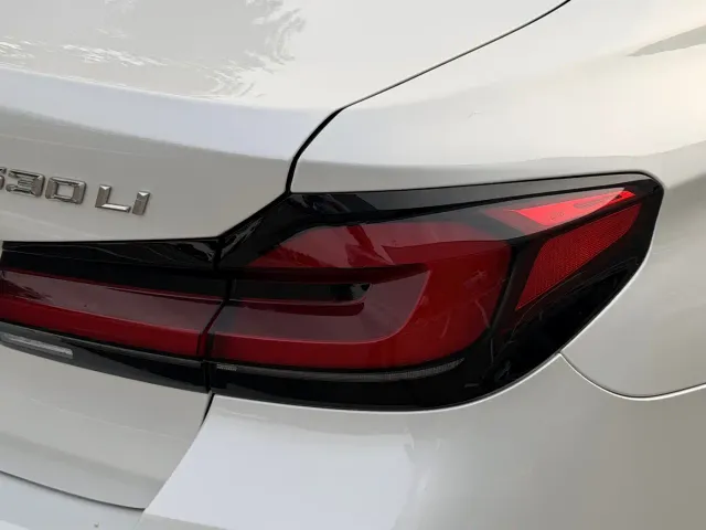 BMW 5 Series — Фото автомобиля 23