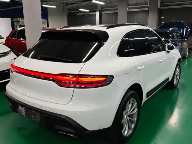 Porsche Macan — Фото автомобиля 4