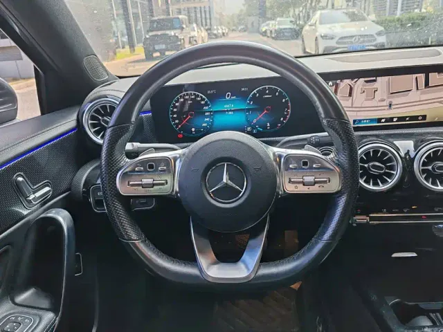 Mercedes-Benz A-Class — Фото автомобиля 10