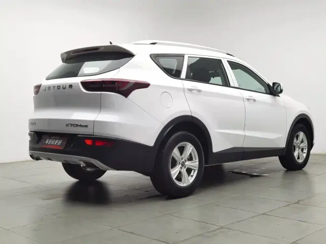 Jetour X70M — Фото автомобиля 2