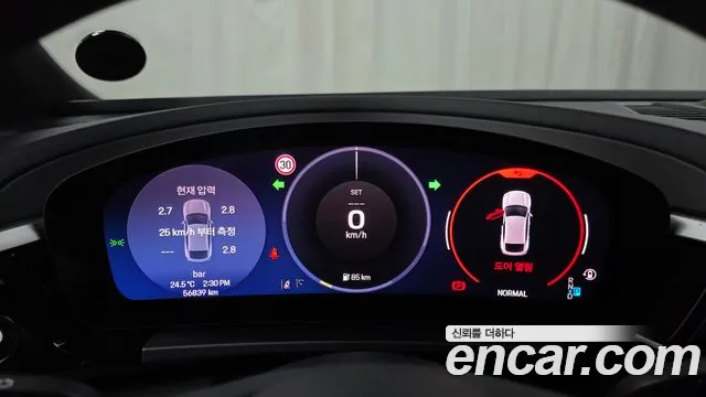 Porsche Macan — Фото автомобиля 11