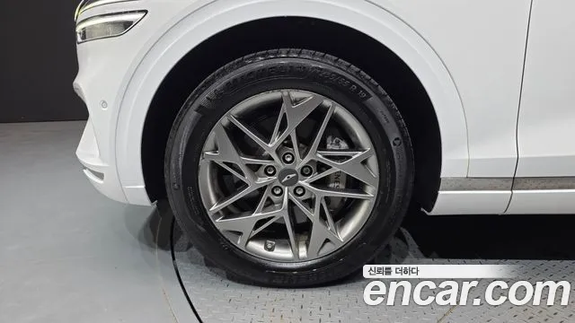 Genesis GV70 — Фото автомобиля 5