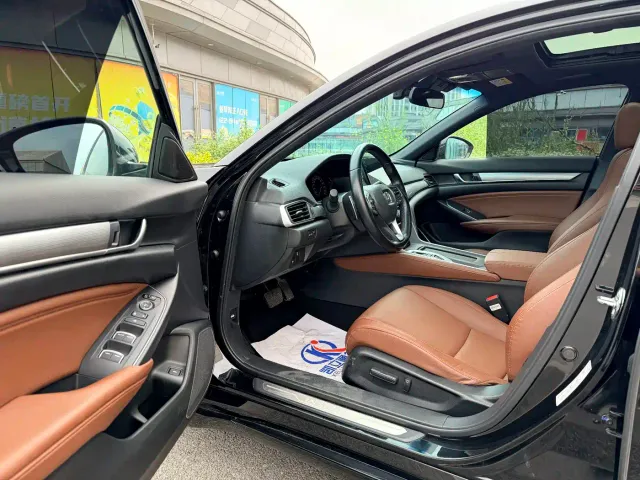 Honda Inspire — Фото автомобиля 8