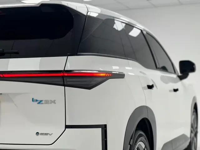Toyota BoZhi 3X — Фото автомобиля 6