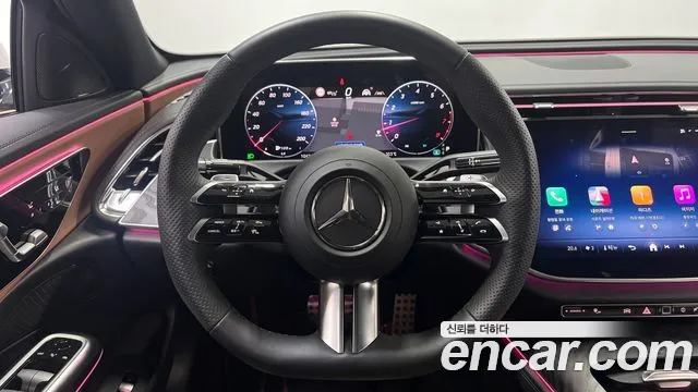 Mercedes-Benz E-Class — Фото автомобиля 17