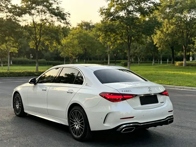 Mercedes-Benz C-Class — Фото автомобиля 6