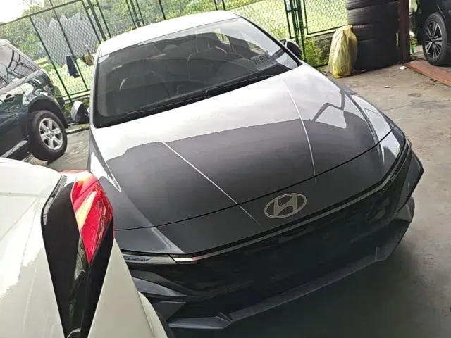 Hyundai Elantra — Фото автомобиля 3