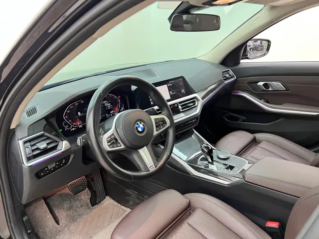 BMW 3 Series — Фото автомобиля 22