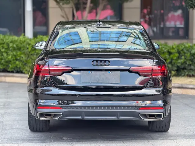 Audi A4L — Фото автомобиля 8