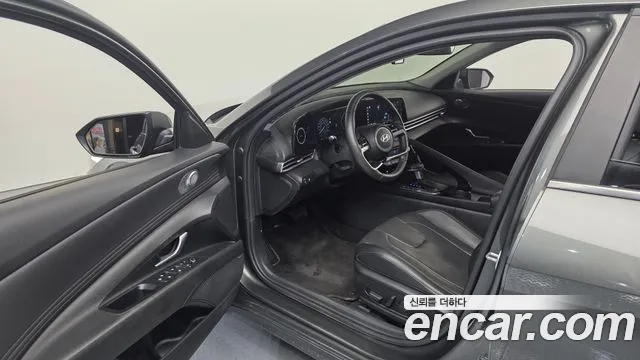 Hyundai AVANTE Новый Avante (CN7) — Фото автомобиля 10