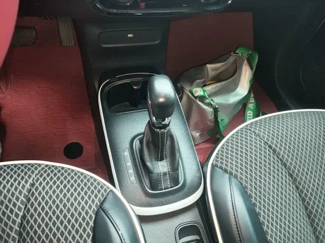 Roewe Clever — Фото автомобиля 13