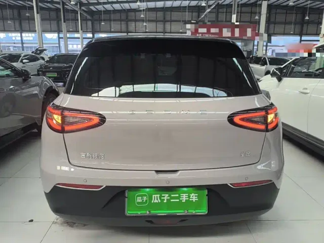 Geely Starry Wish — Фото автомобиля 5