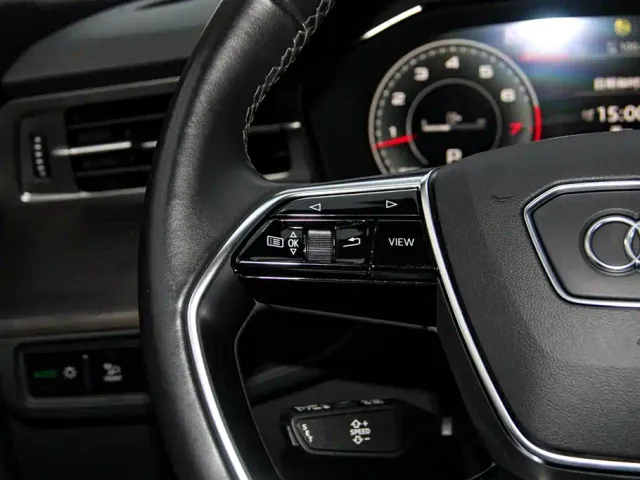Audi Q6 — Фото автомобиля 27