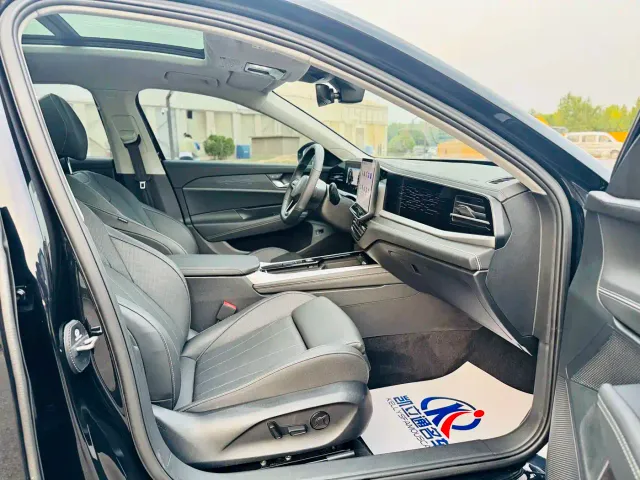 Volkswagen Passat — Фото автомобиля 10