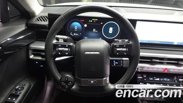 Hyundai Grandeur GN7 — Фото автомобиля 18