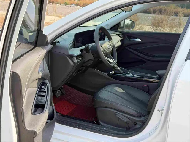 Buick Verano — Фото автомобиля 7