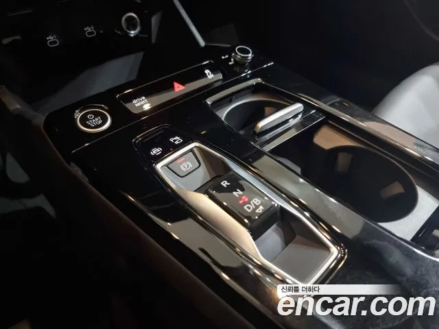 Audi A6 e-tron — Фото автомобиля 9