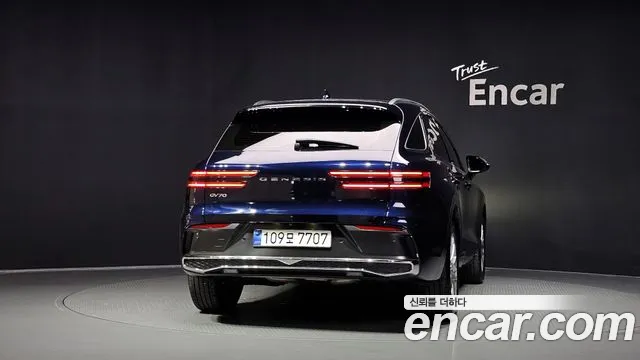 Genesis GV70 — Фото автомобиля 4