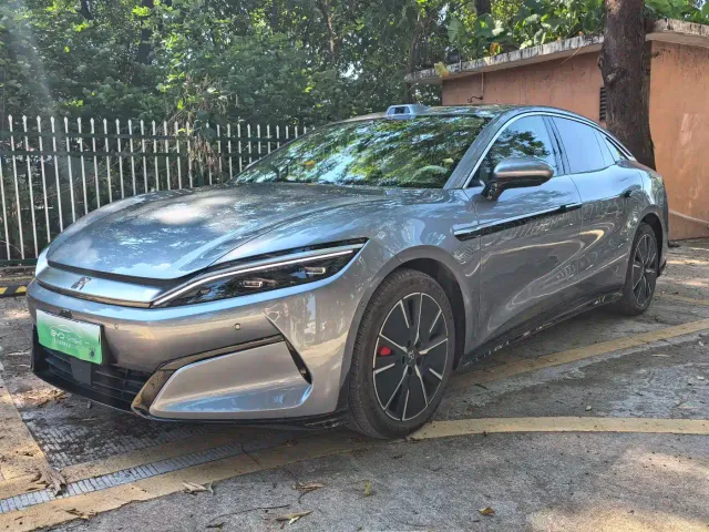 Фотография автомобиля — BYD Han L
