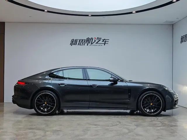 Porsche Panamera — Фото автомобиля 8