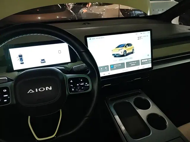 GAC Aion Y — Фото автомобиля 13