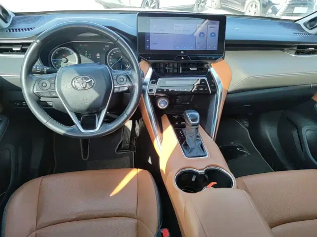 Toyota Venza — Фото автомобиля 12